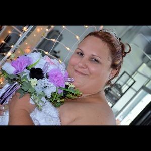 Meet your Posher, Norma